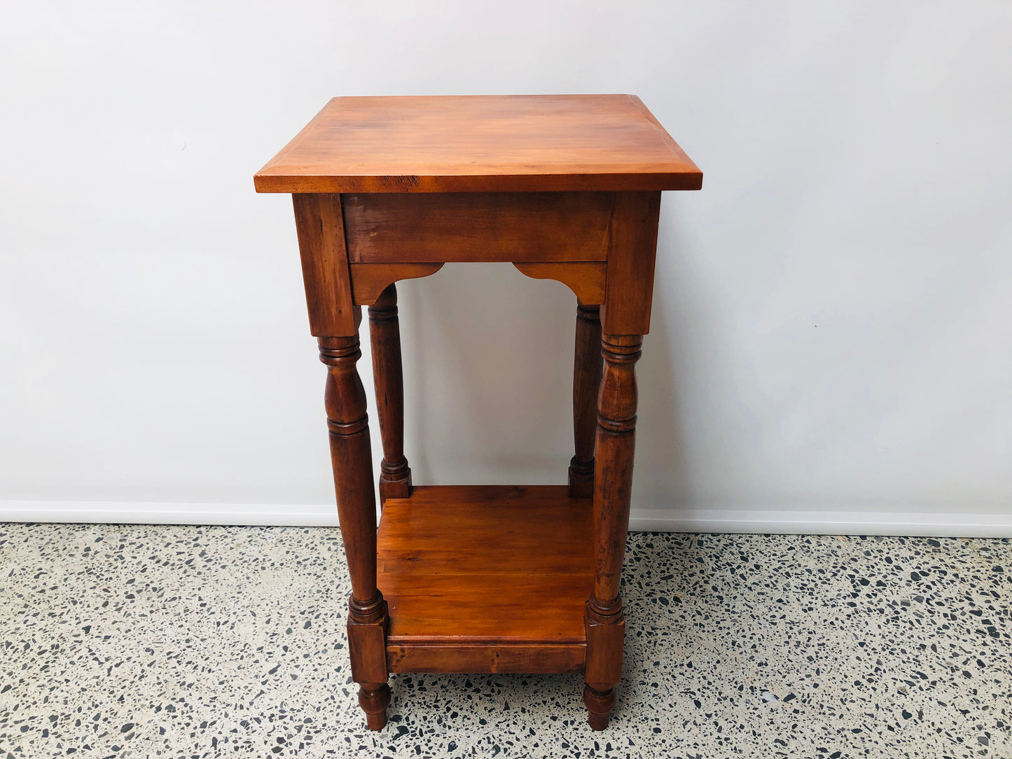 Plant Stand (21790)