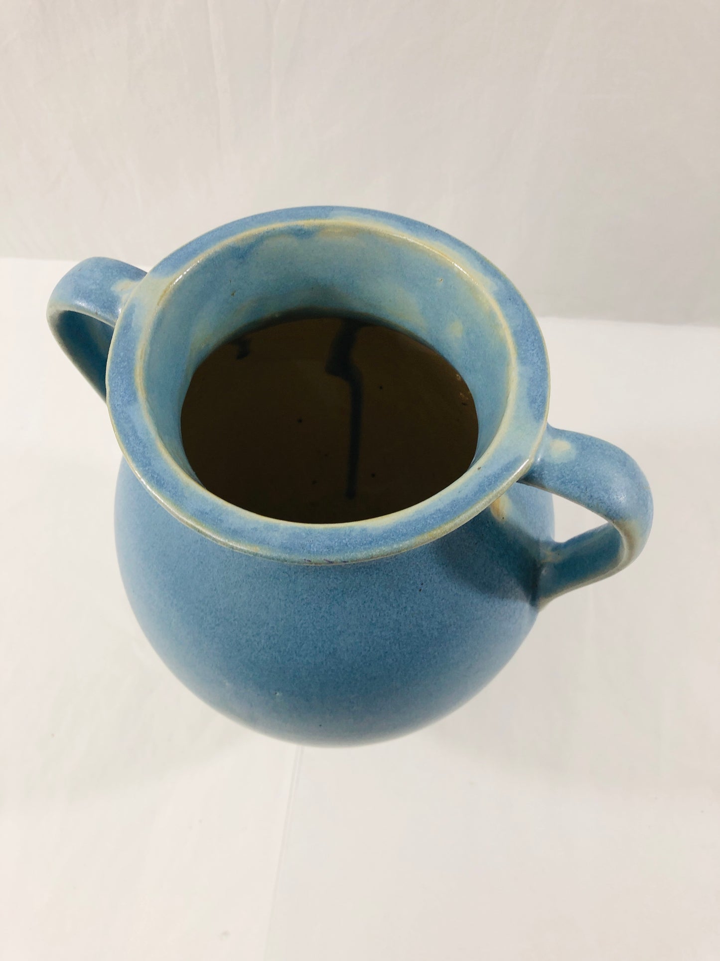 Pottery Urn Vase (20567)