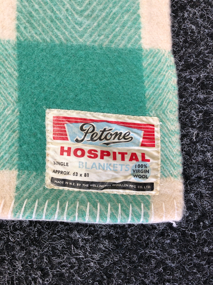 
                  
                    Green/Cream Petone Wool Blanket (17294)
                  
                