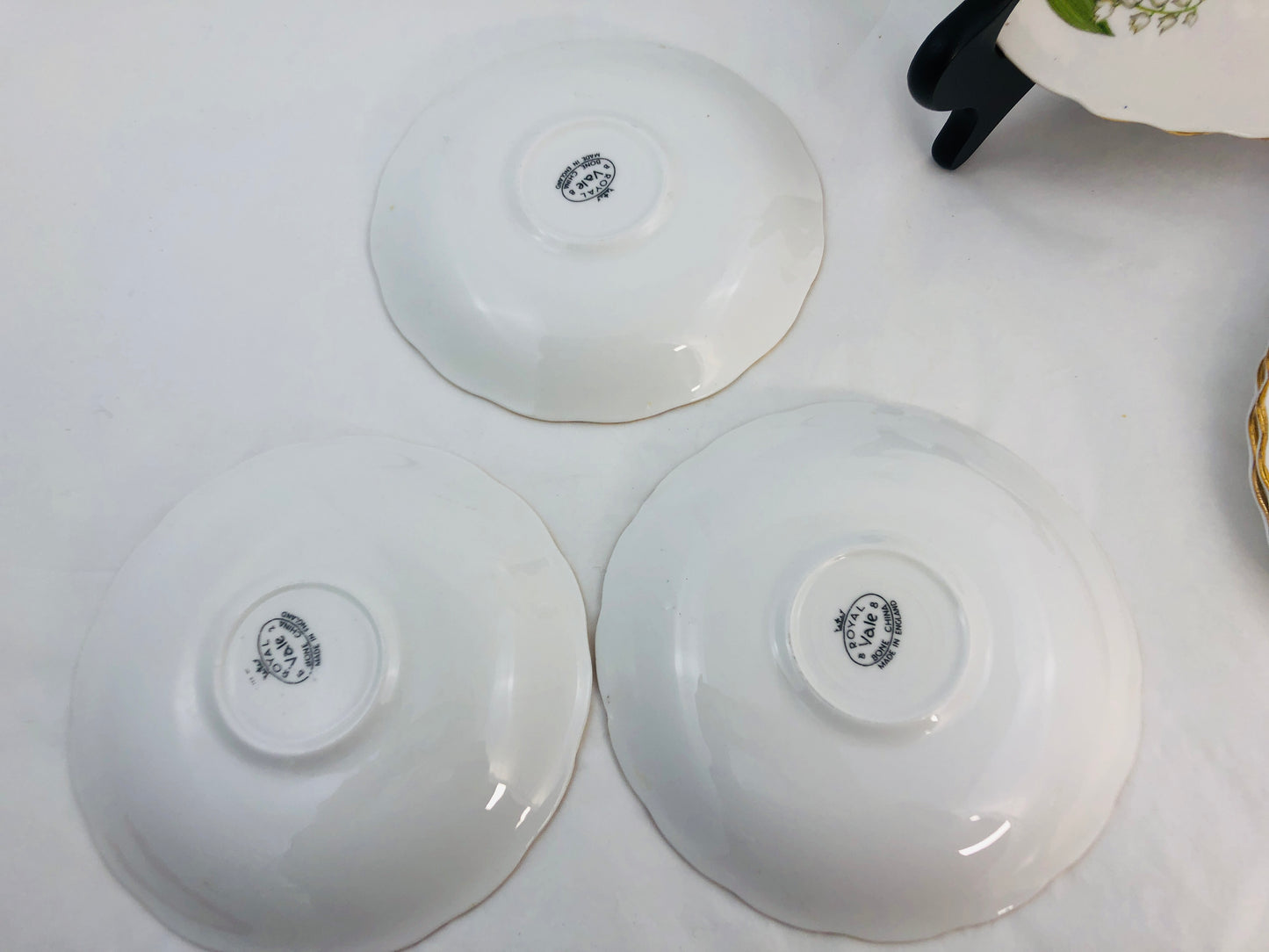 
                  
                    Royal Vale - Lily of the Valley - Replacement Pieces (21366)
                  
                
