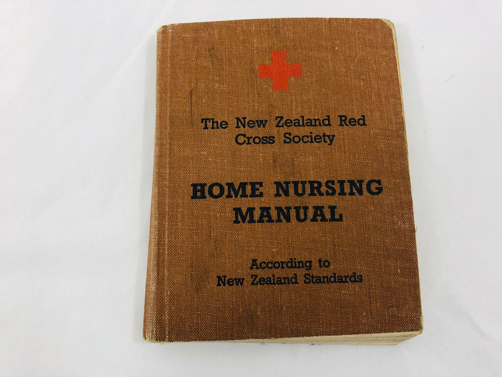 New Zealand Picket Size RED CROSS Home Nursing Manual ( 21579)