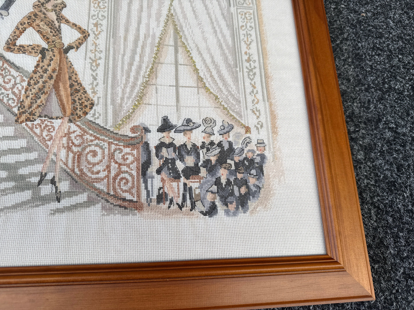 
                  
                    Fashion Scene Framed Embroidery (19315)
                  
                