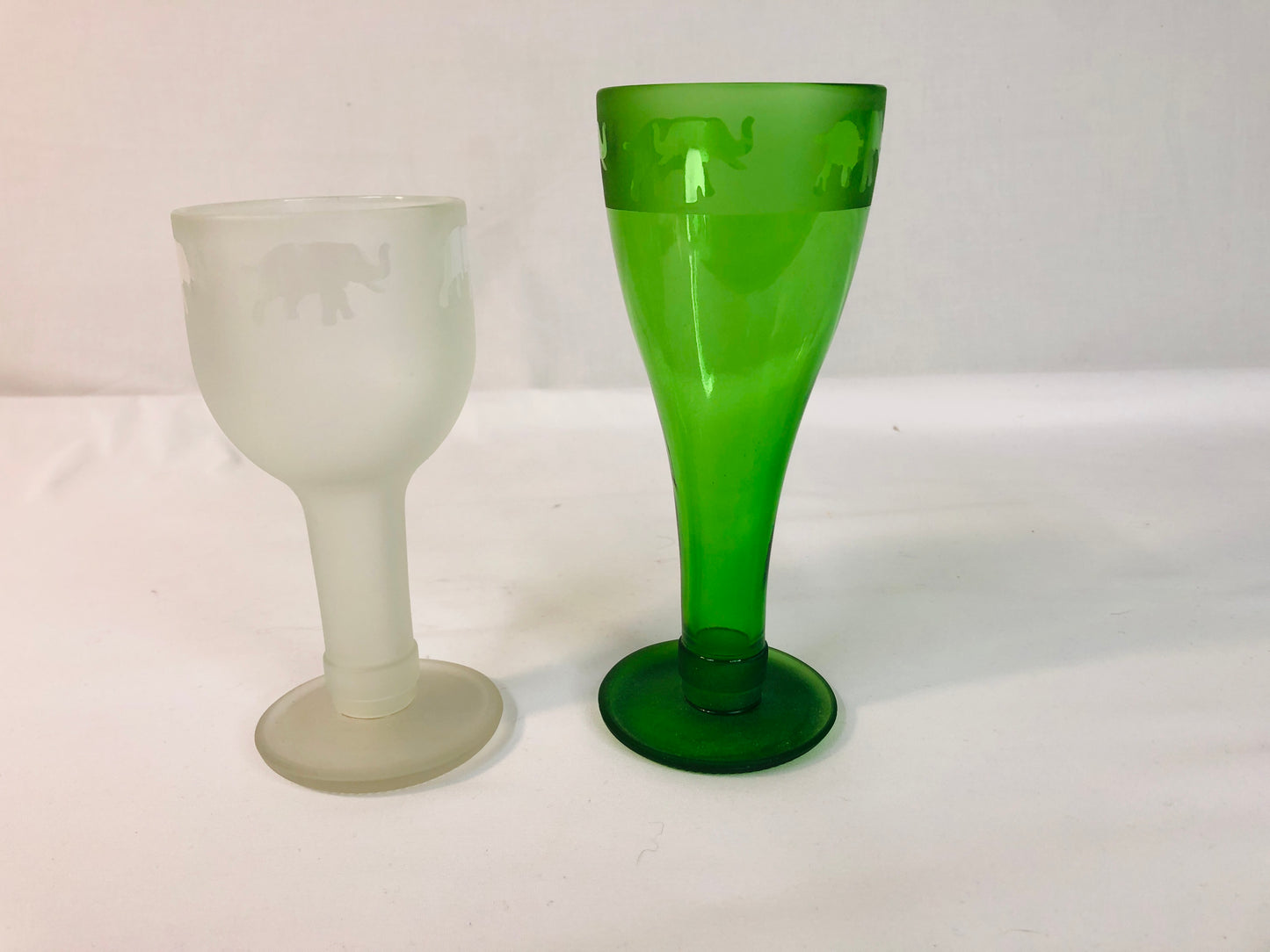 
                  
                    African Recycled Bottle Glasses (18111)
                  
                