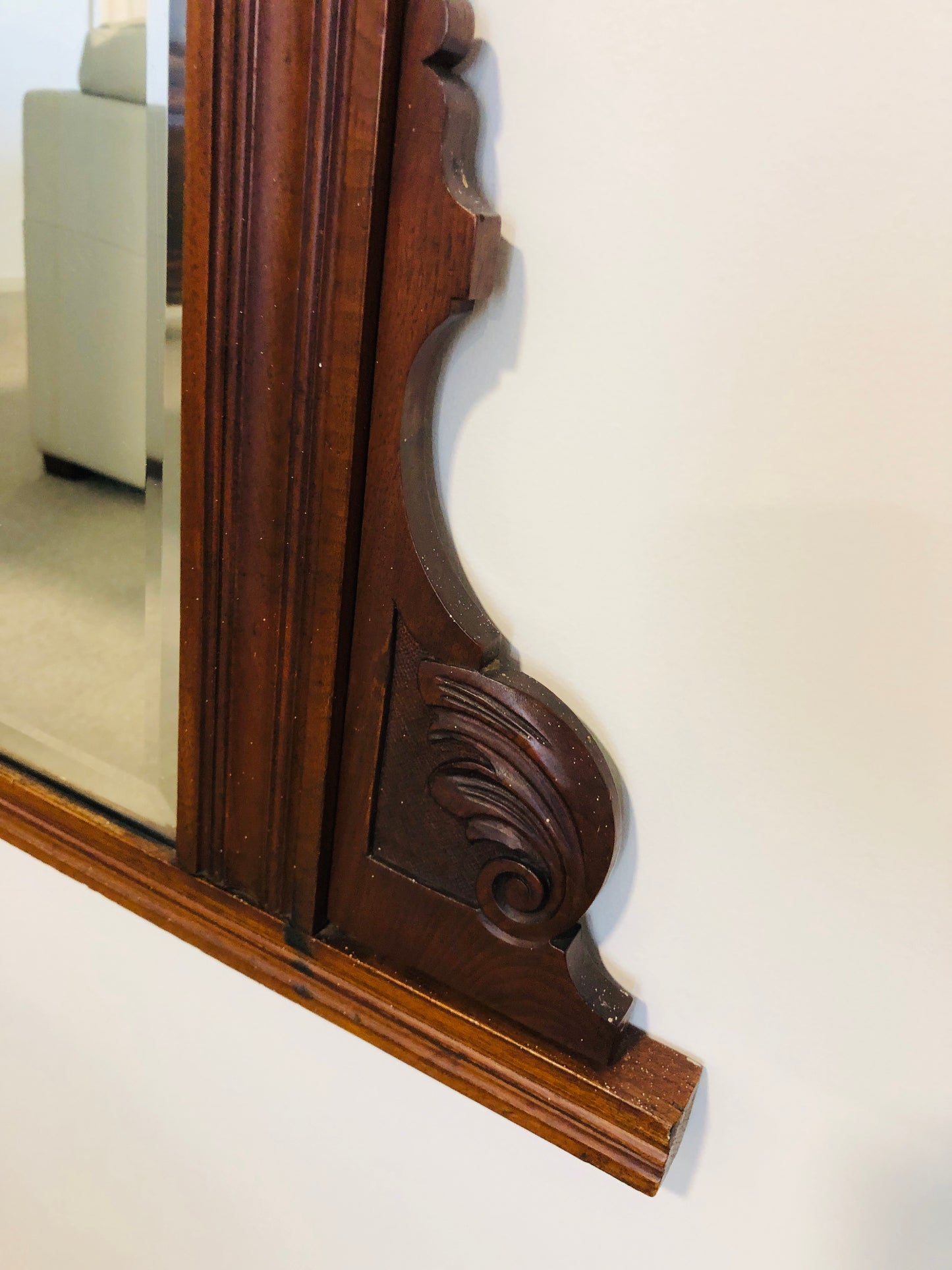 
                  
                    Large Ornate Wall Hung Mirror (21797)
                  
                