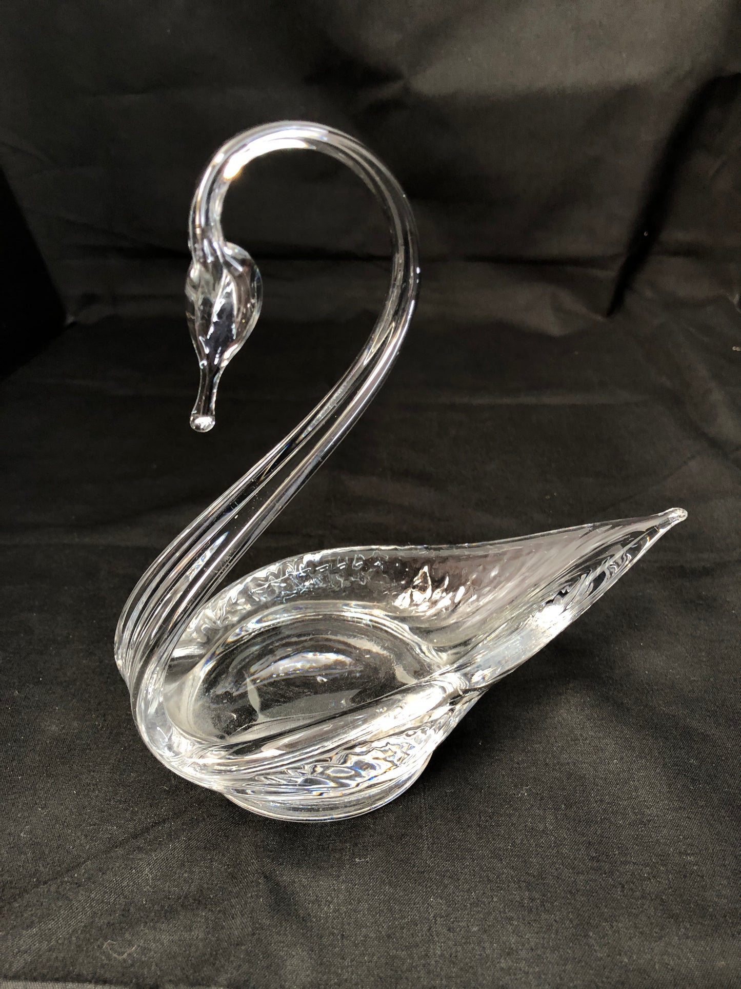 
                  
                    Large Webb Corbett Crystal Swan (20151)
                  
                