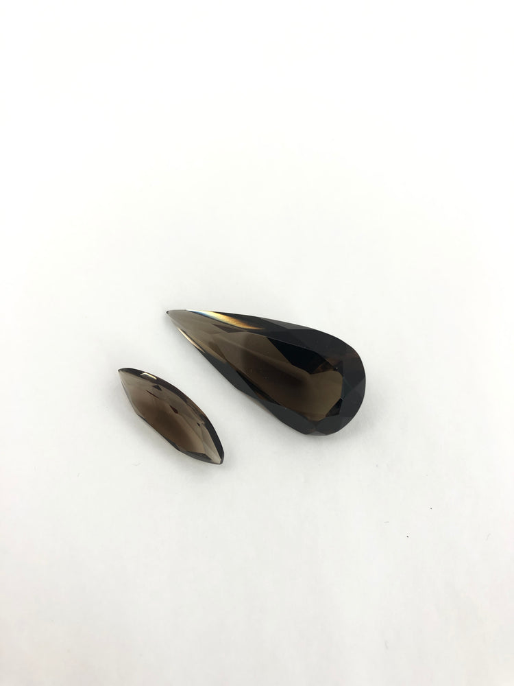 
                  
                    Smokey Brown Quartz - 2 Pieces (19155)
                  
                