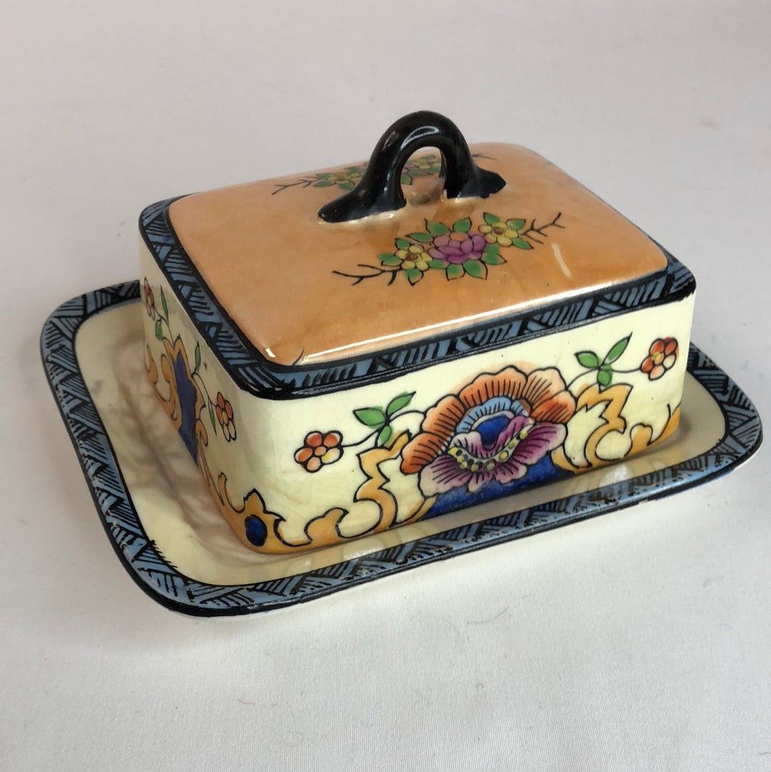 
                  
                    Antique Butter Dish (18286)
                  
                