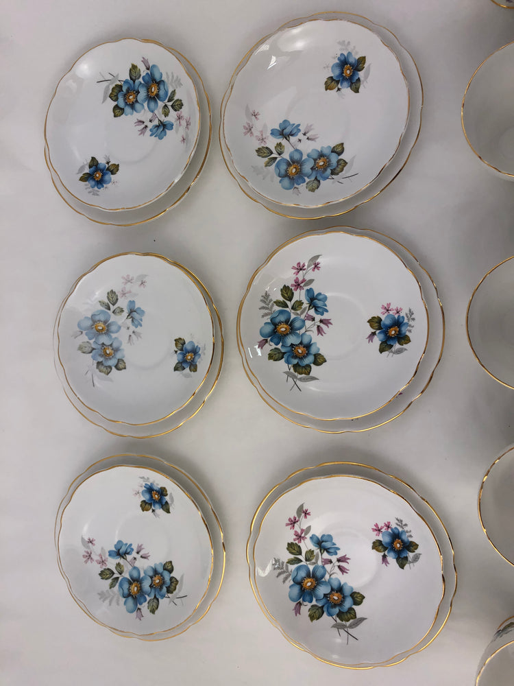 
                  
                    Vintage Regency Tea Set 17 Pieces (19301)
                  
                