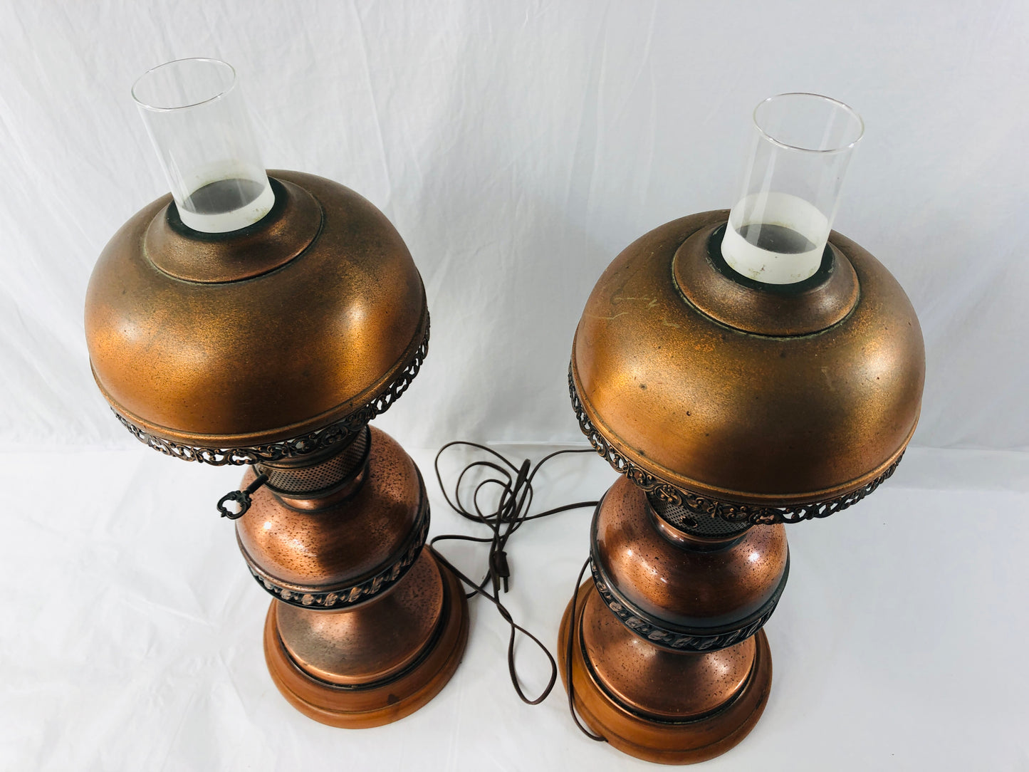 
                  
                    Matching Copper Look Kerosene Lamps (20850)
                  
                