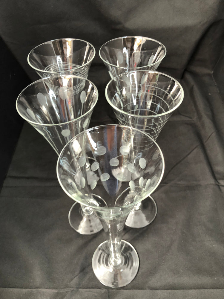 
                  
                    Etched Champagne Flutes x 5 (20154)
                  
                