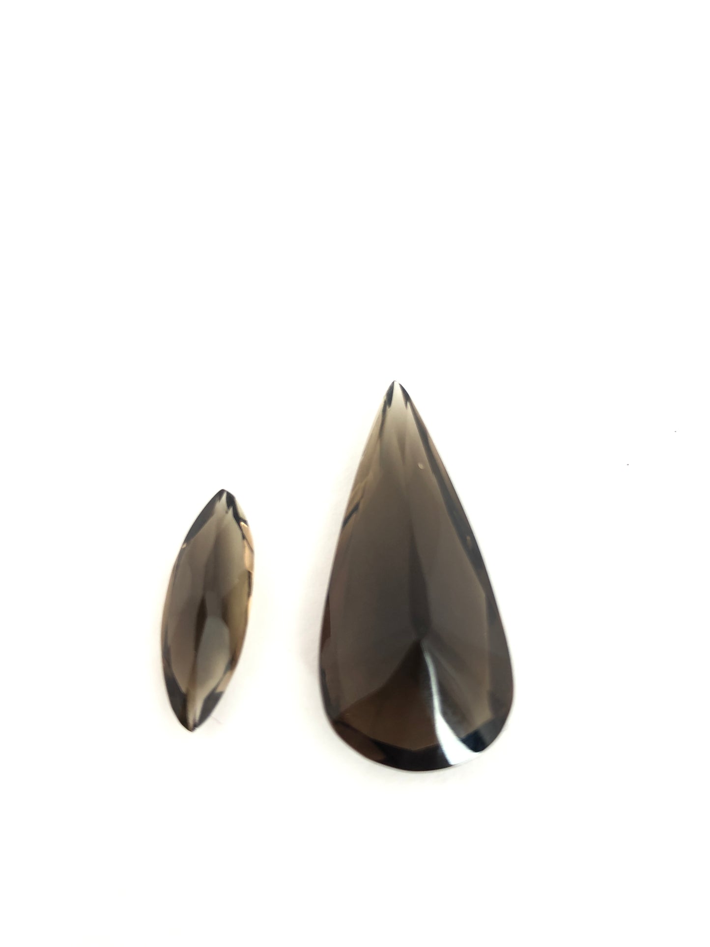 
                  
                    Smokey Brown Quartz - 2 Pieces (19155)
                  
                