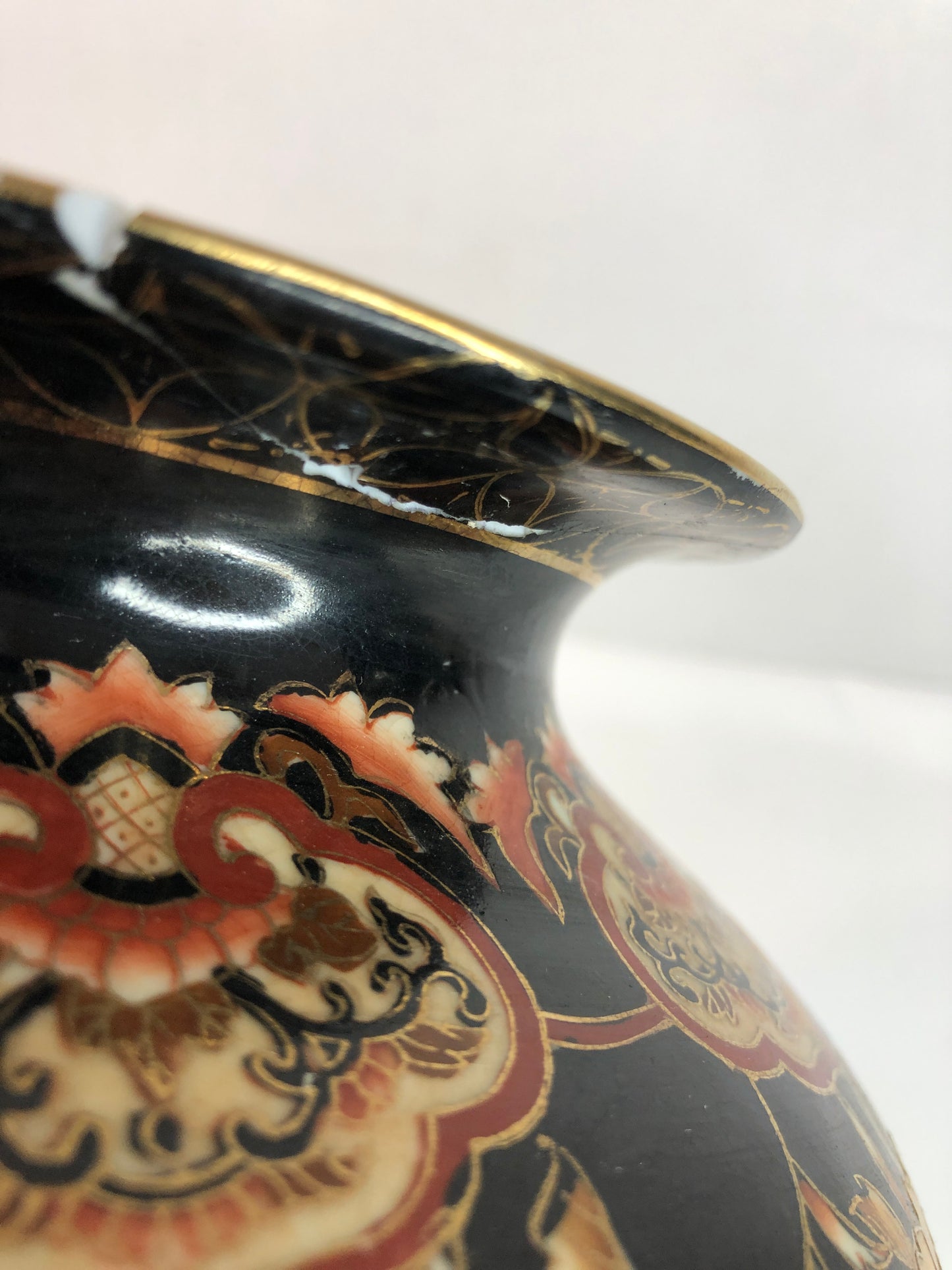 
                  
                    Large Beautiful Imari Vase (18302)
                  
                