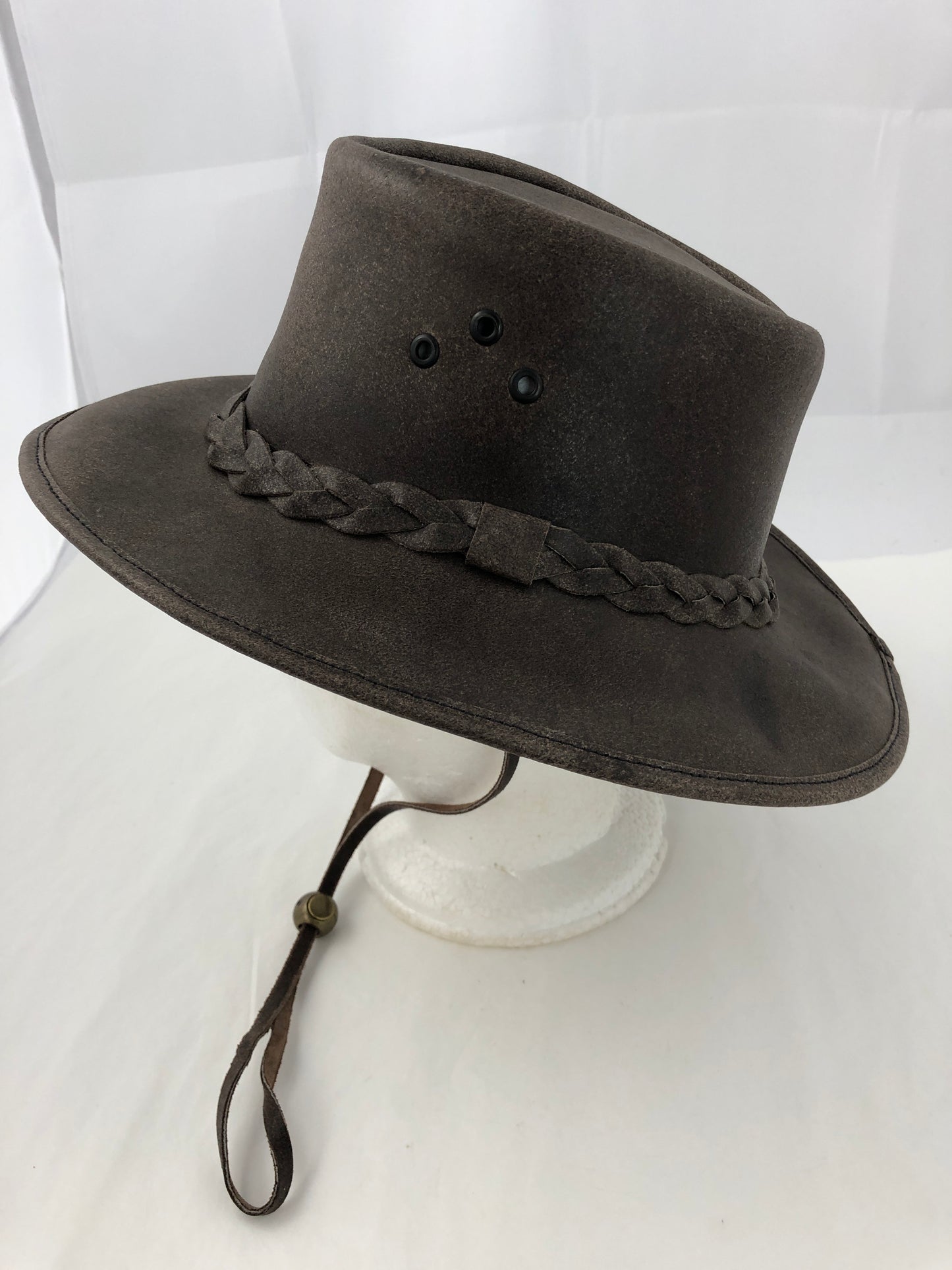 
                  
                    Selke Original Genuine Leather Hat (19250)
                  
                