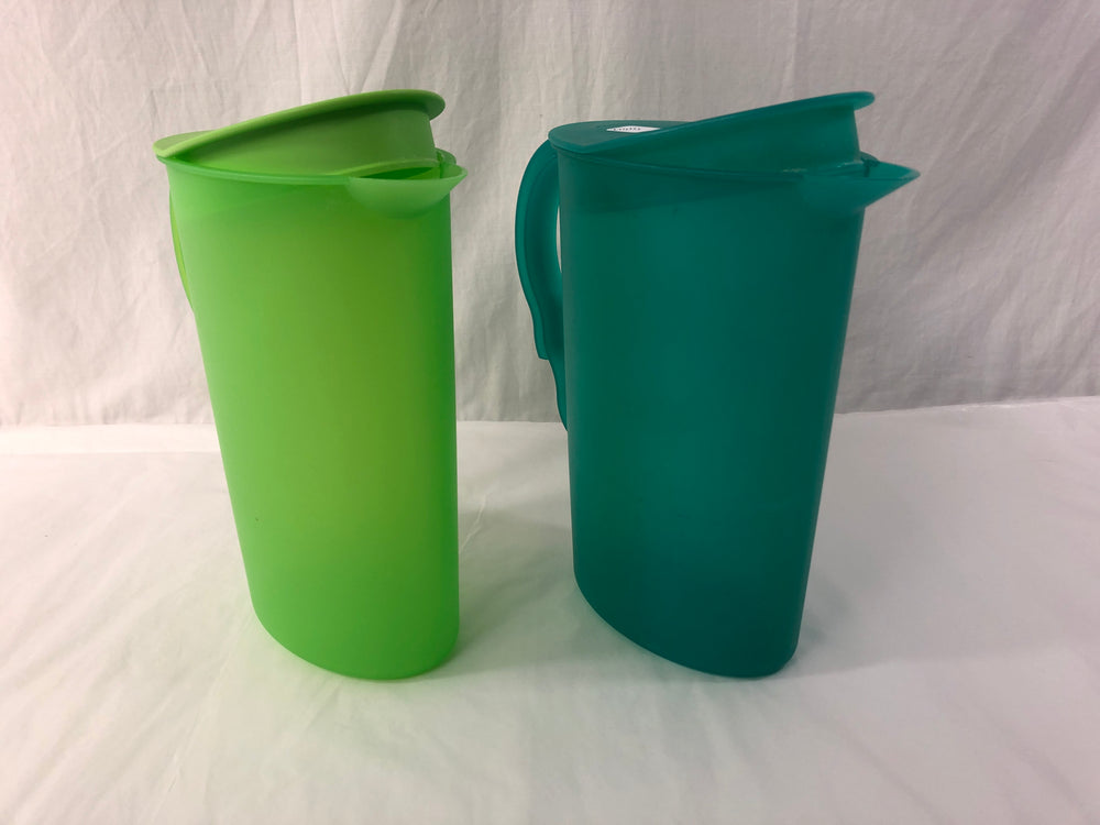 Tupperware- 2 x Water Jugs 2.1L (21414)