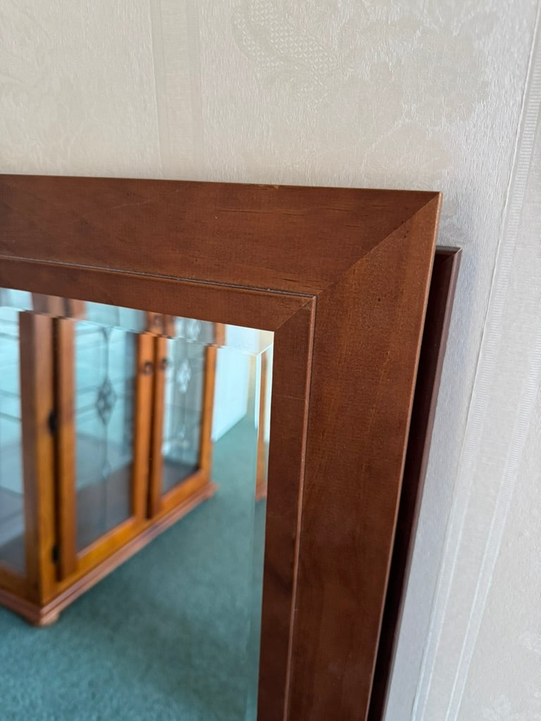 
                  
                    Dress Wall Hung Mirror (21498)
                  
                