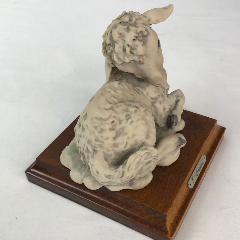 
                  
                    G.Armani Figurines - Sheep (16797)
                  
                