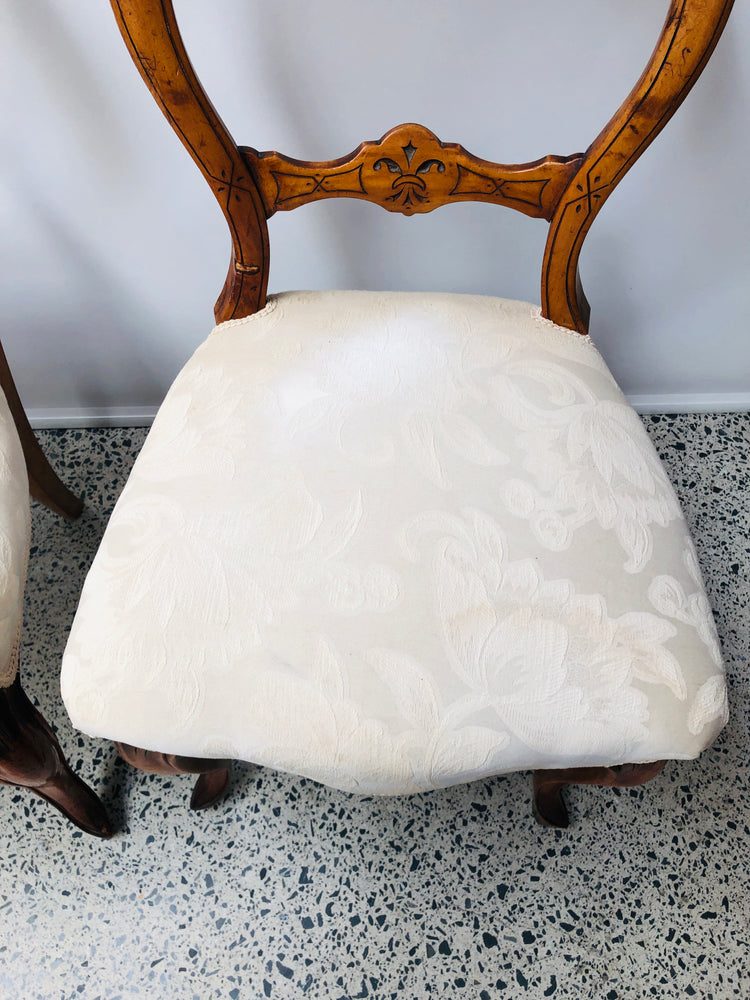 
                  
                    Antique Balloon Back Dining Chairs x4 (21789)
                  
                