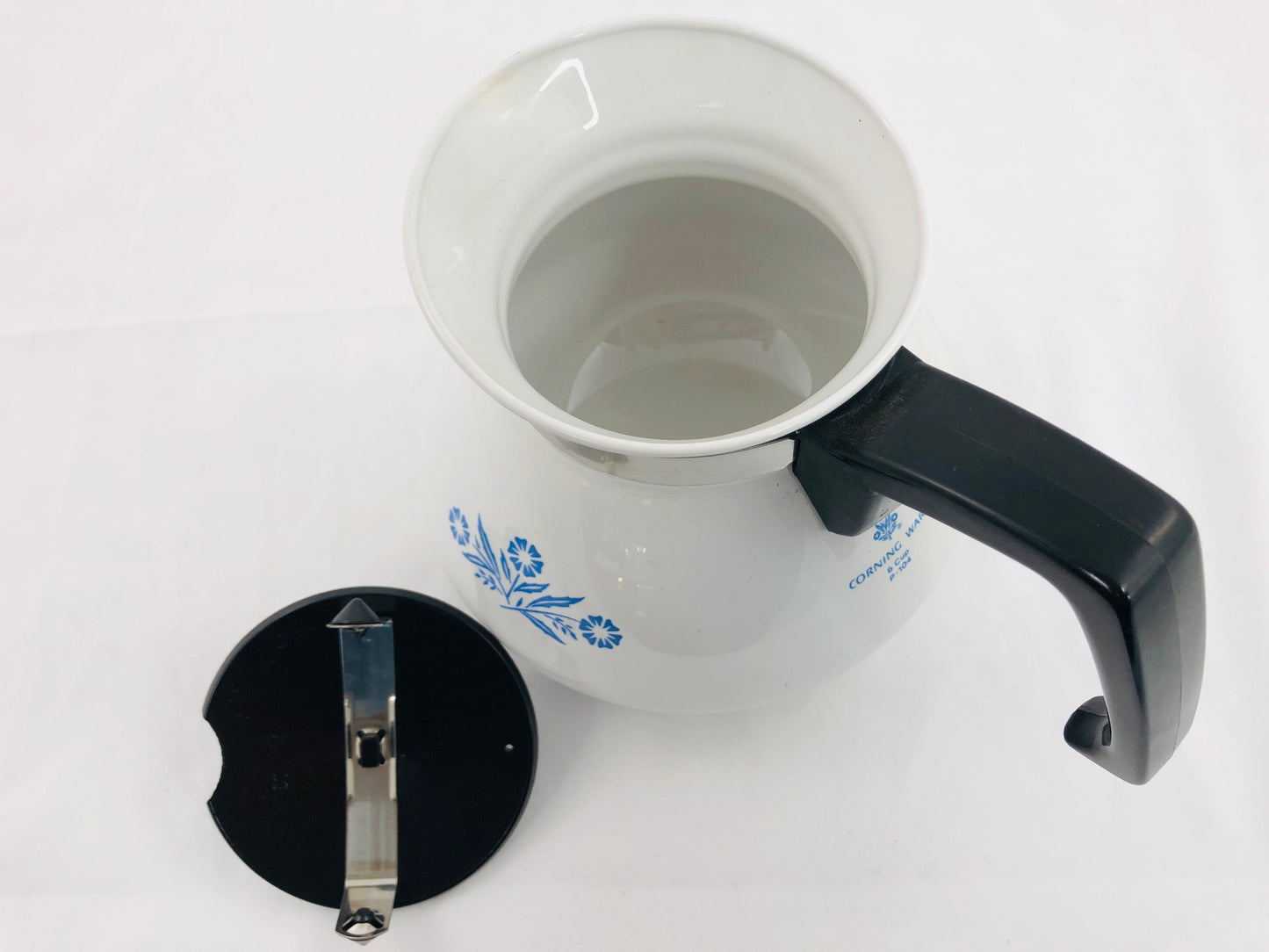 
                  
                    Corning Ware Vintage Tea Kettle (21148)
                  
                