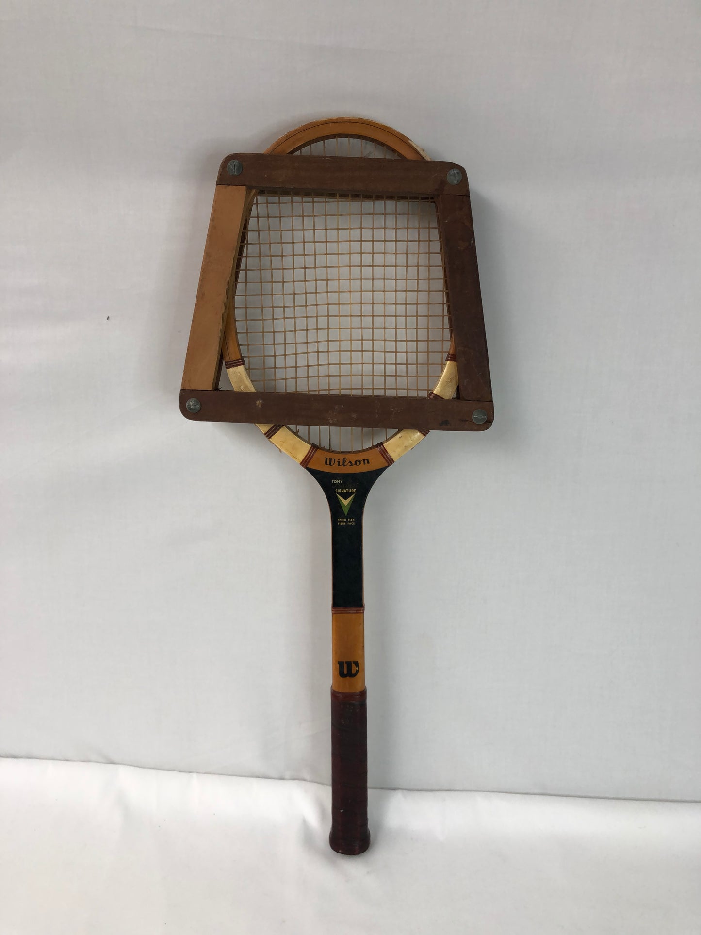 
                  
                    Vintage Wilson Tony Trabert Wooden Tennis Racket (17567)
                  
                
