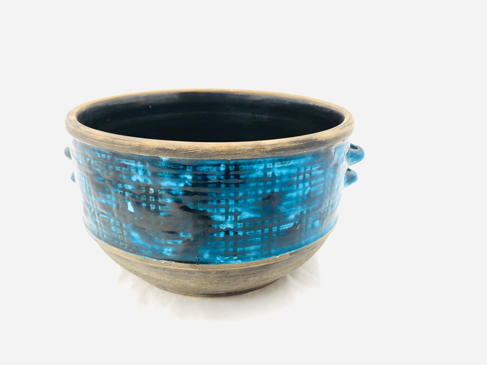 Beautifully Made Pottery Pot (21563)