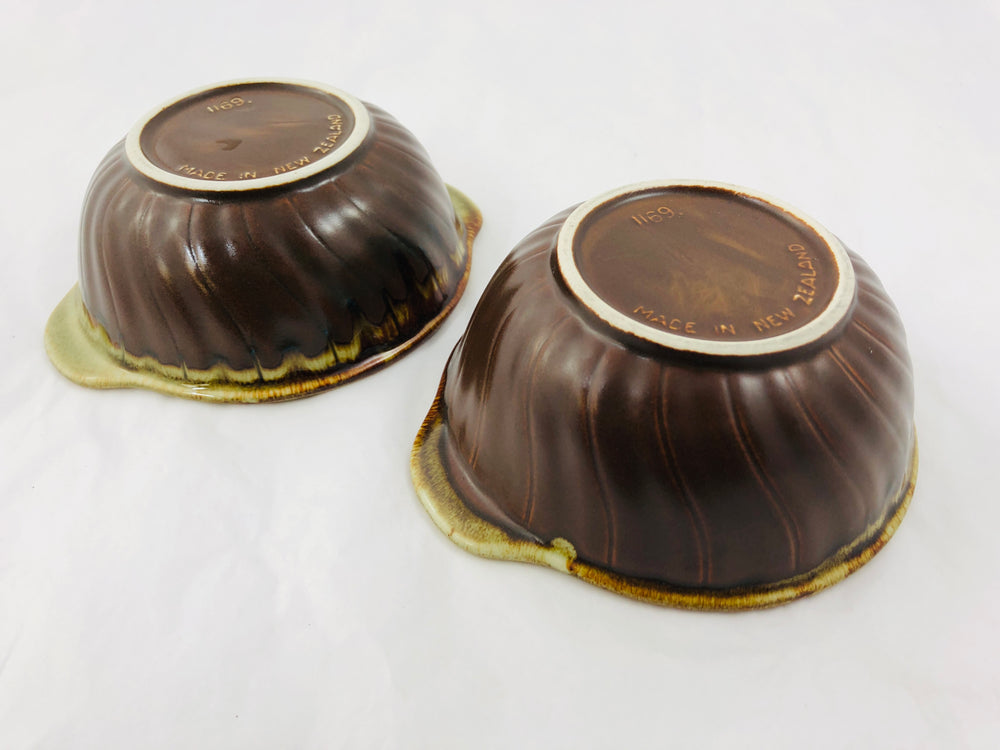 
                  
                    Crown Lynn - Brown 1169 Bowls x 2 (21561)
                  
                