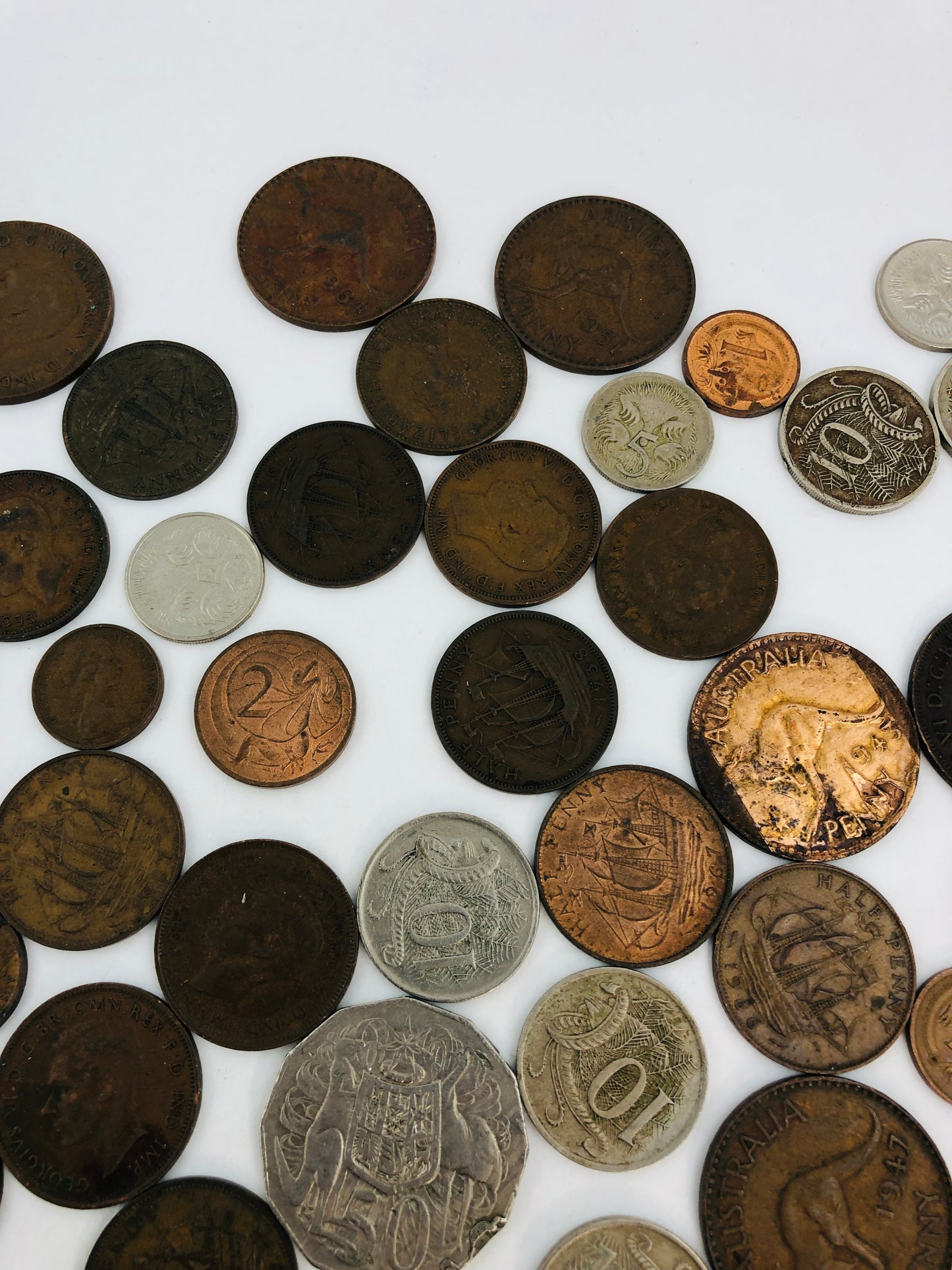 
                  
                    Bulk Lot of Australian Coins (21739)
                  
                