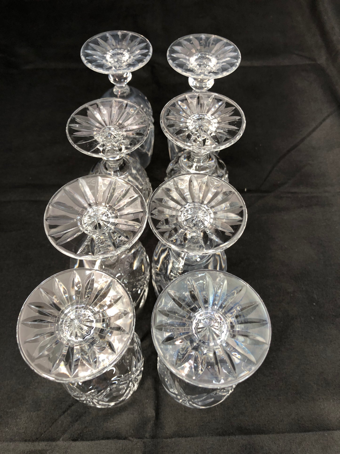 
                  
                    8 Crystal Cordial/Liquor Glasses  (20156)
                  
                