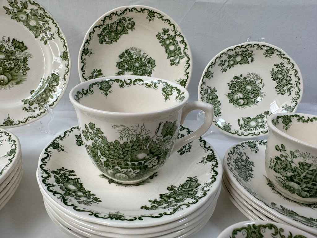 
                  
                    Masons "Fruit Basket" Green 30 piece Tea/Coffee Set  (20012)
                  
                