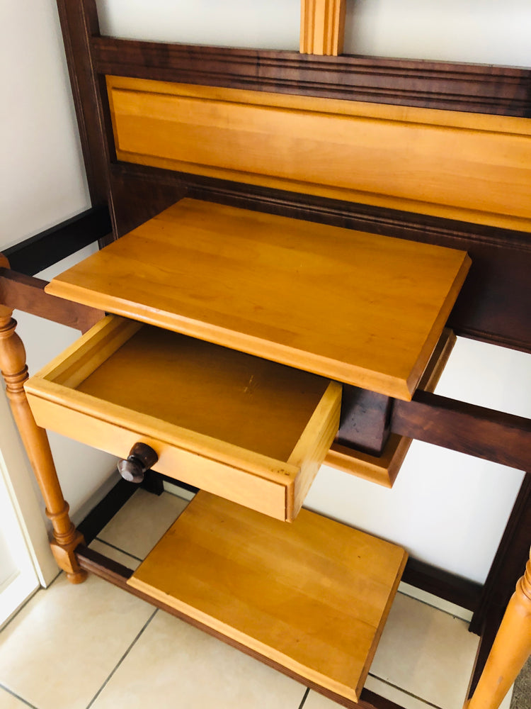 
                  
                    Beautiful Two-Tone Hall Table with Mirror (21792)
                  
                