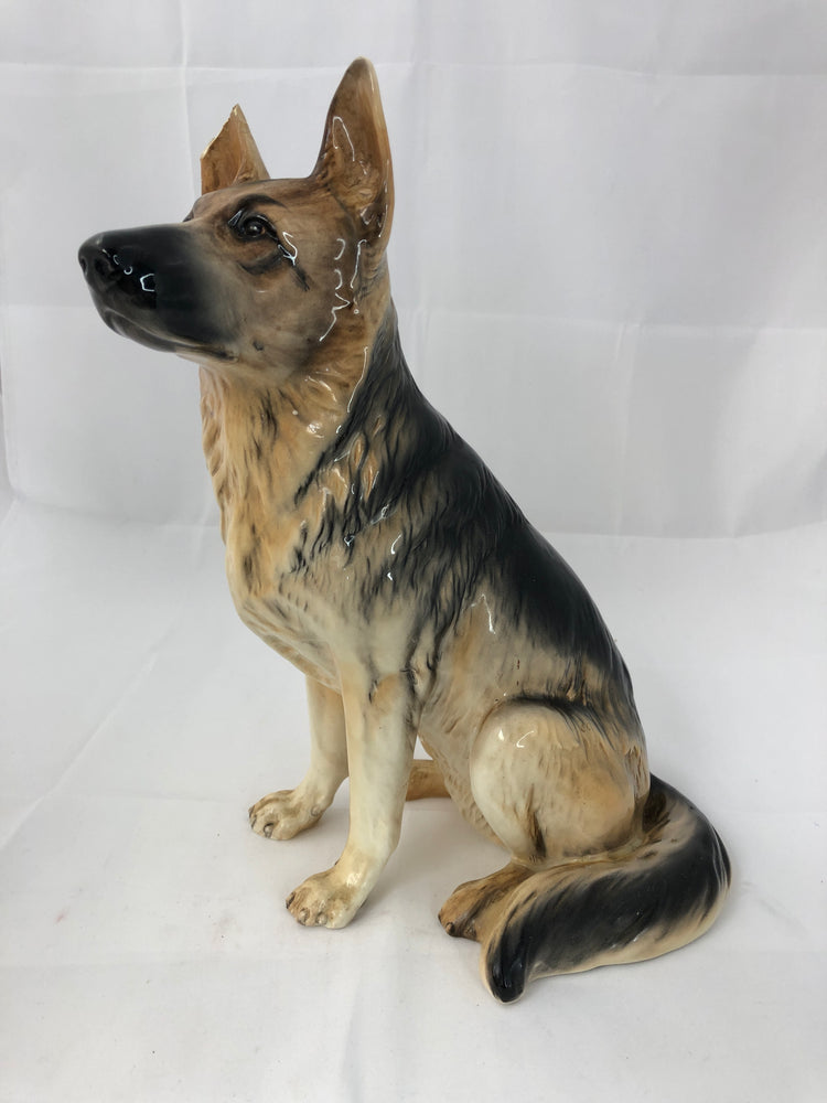 
                  
                    Large Beswick German Shepherd Dog  (20104)
                  
                