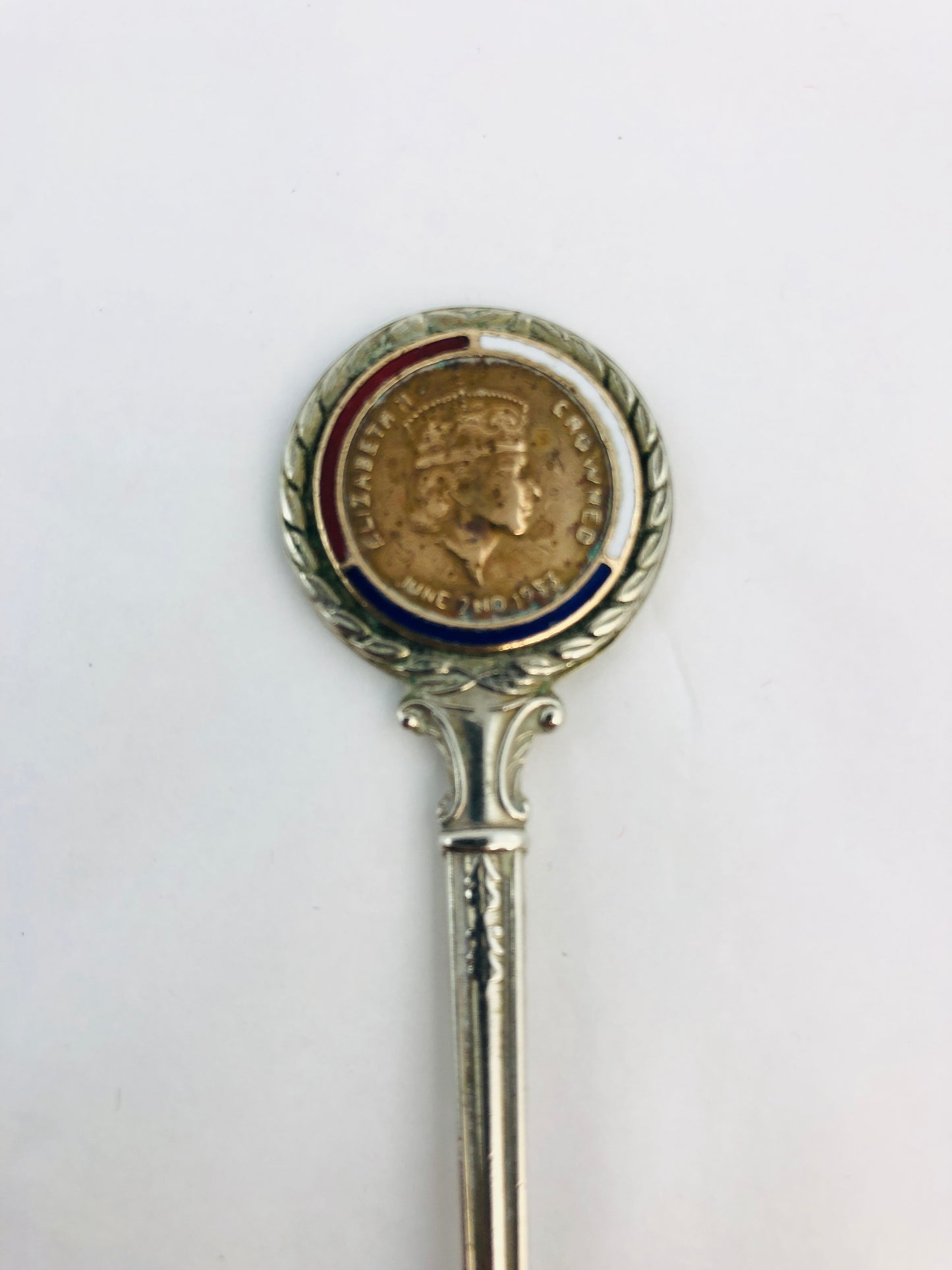 
                  
                    Queen Elizabeth ll Commemorative Collectable Spoon (21332)
                  
                