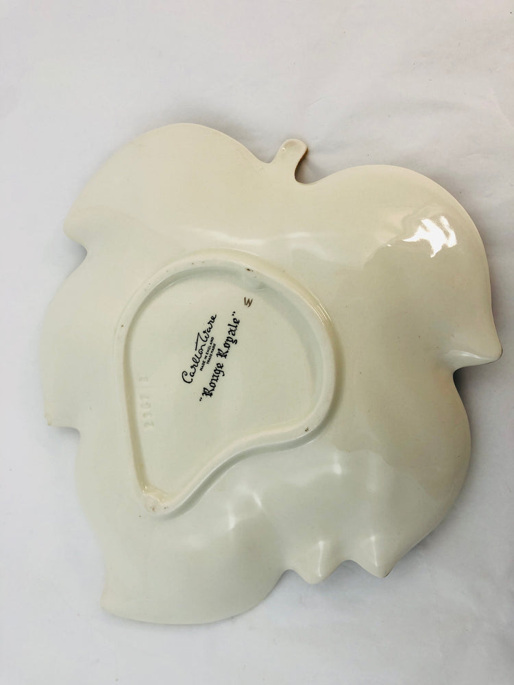
                  
                    Carlton Ware - Rouge Royale Leaf Dish  (12362)
                  
                
