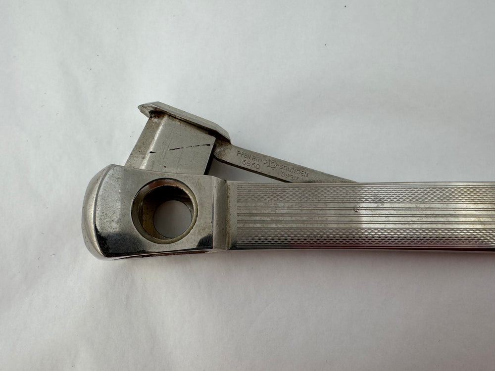 
                  
                    Vintage 60s Pfeilring Solingen Cigar Cutter (20037)
                  
                