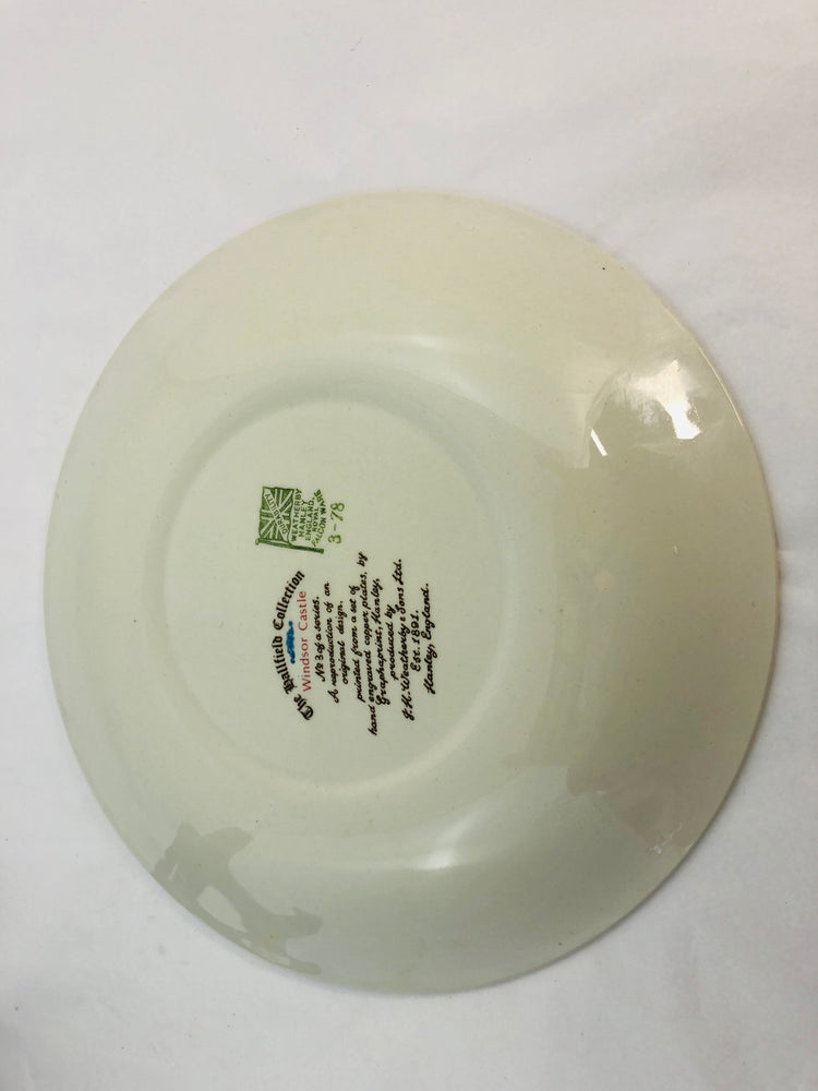 
                  
                    Royal Falcon Ware - Decorative Plate (21357)
                  
                