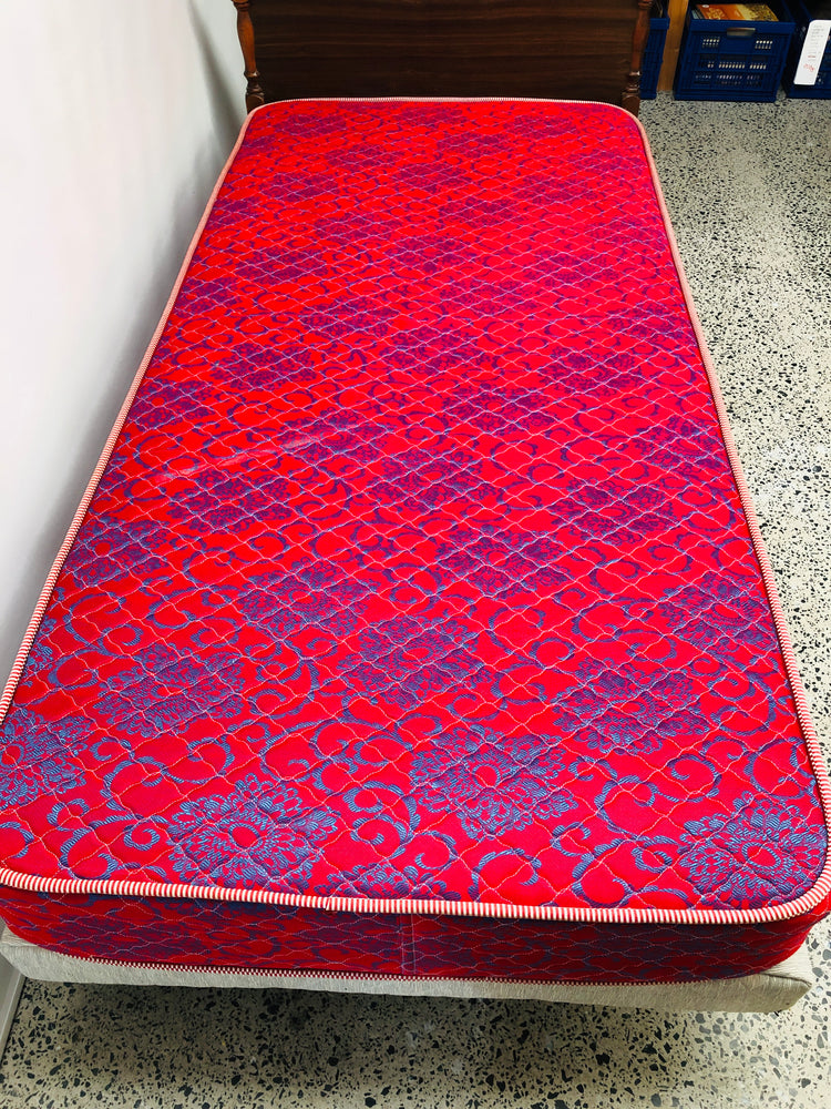 
                  
                    Single Bed and Base (21501)
                  
                