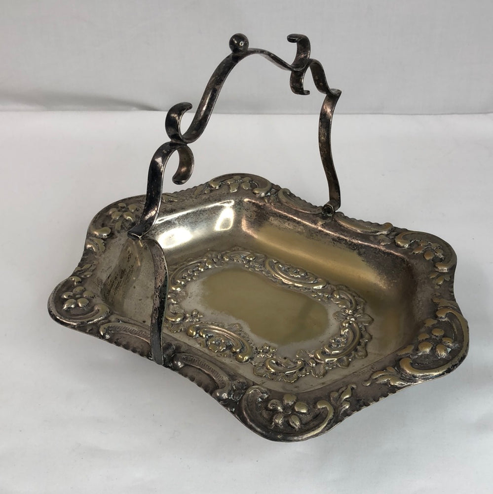 
                  
                    Vintage NS Silver EPNS Fruit Tray 13414 (17082)
                  
                