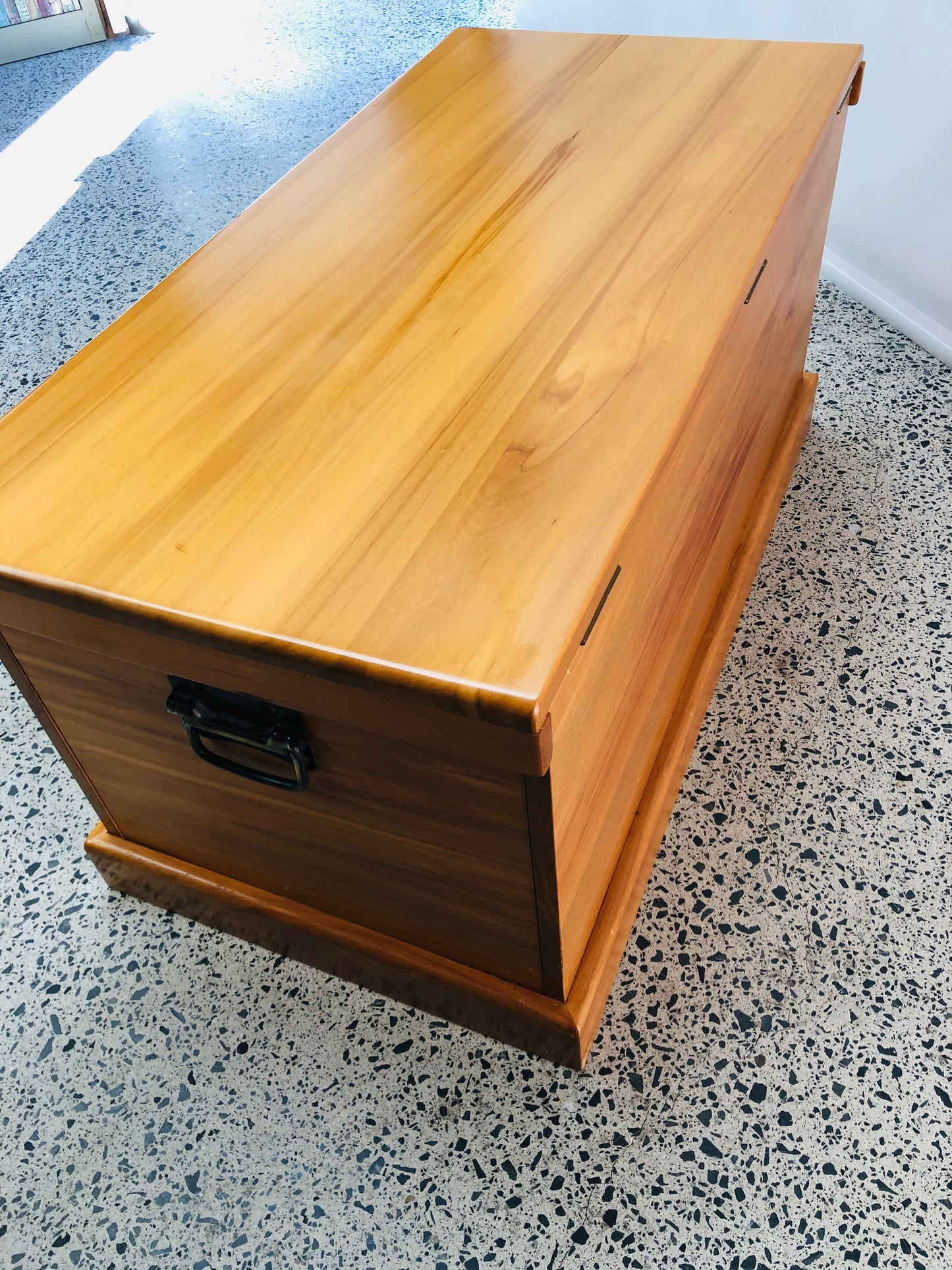 
                  
                    Solid Wood Glory Box (21506)
                  
                