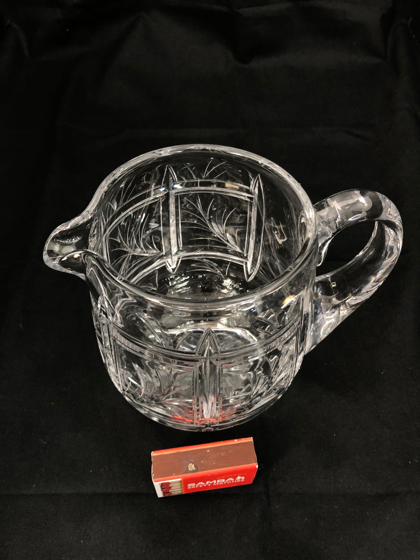 
                  
                    1lt Crystal Jug (20064)
                  
                