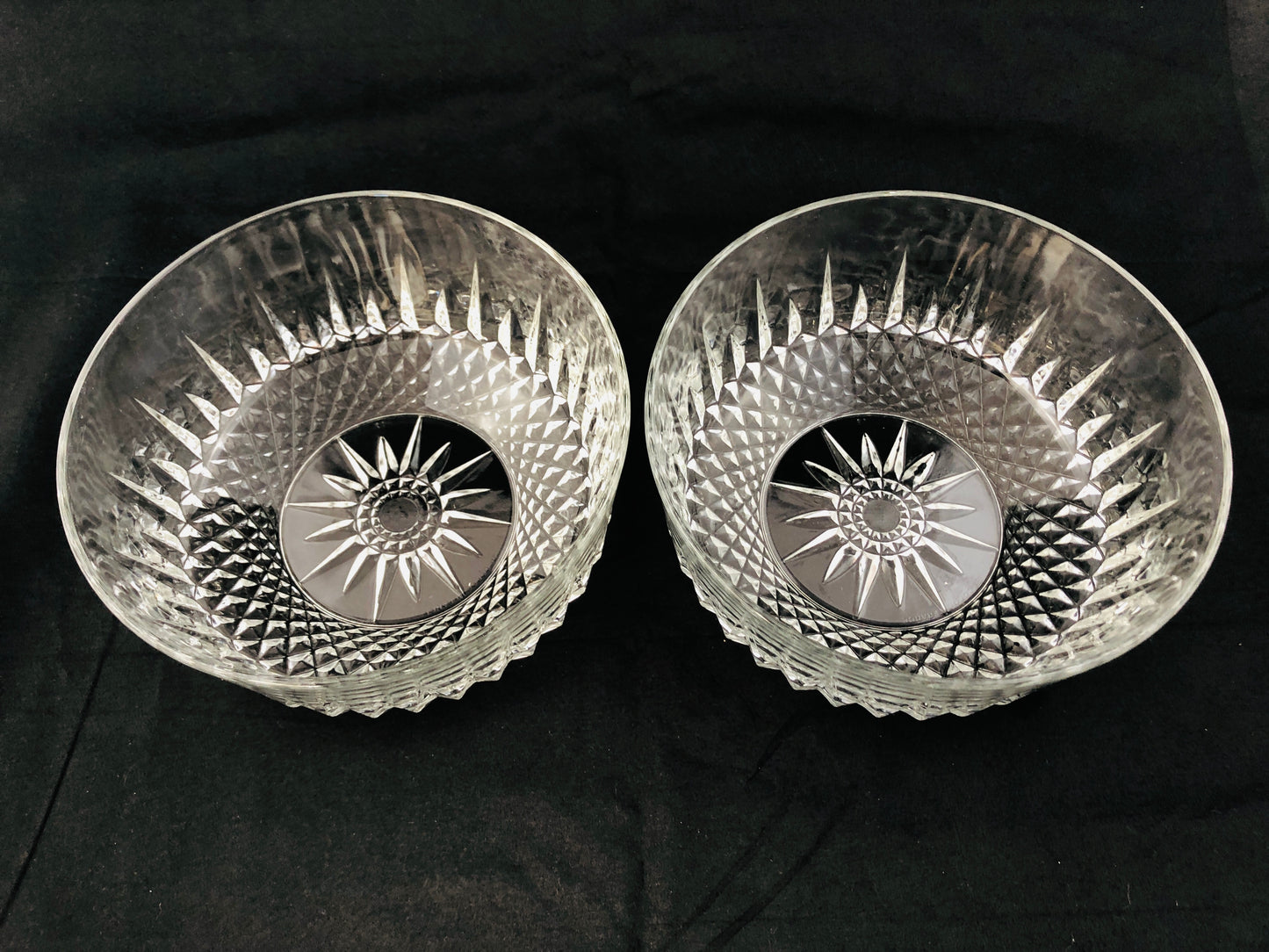 
                  
                    French Arcoroc Glass Matching Bowls (20615)
                  
                