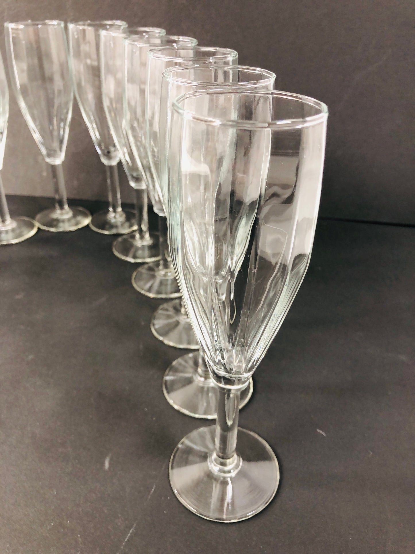 
                  
                    Vintage Geo Look Champagne Flutes  x 12 (21568)
                  
                