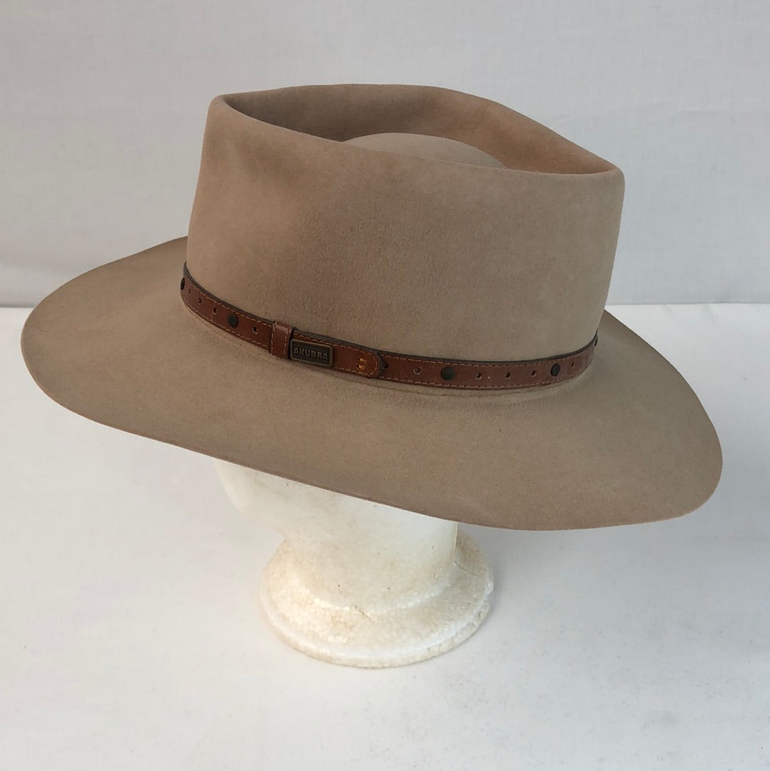 
                  
                    Akubra Mens Beige Felt Hat - Australia - Size 57 (17113)
                  
                