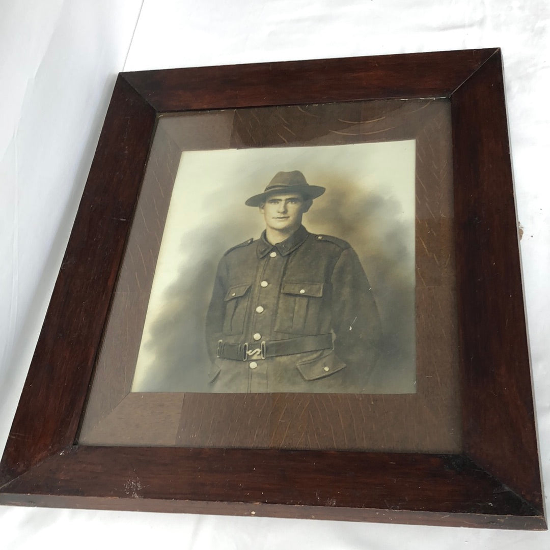 
                  
                    Unknown WW1 Soldier in Antique Frame (16753)
                  
                