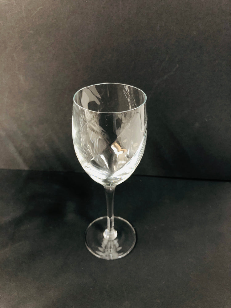 
                  
                    Beautiful Glass Wine Glasses x 5 (21571)
                  
                