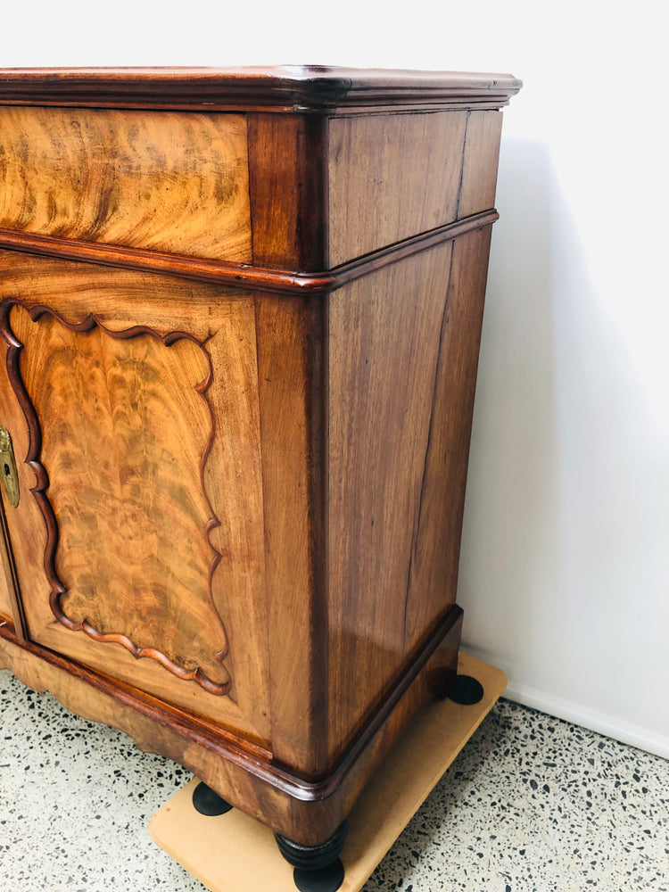 
                  
                    Antique Style Walnut Buffet (21774)
                  
                