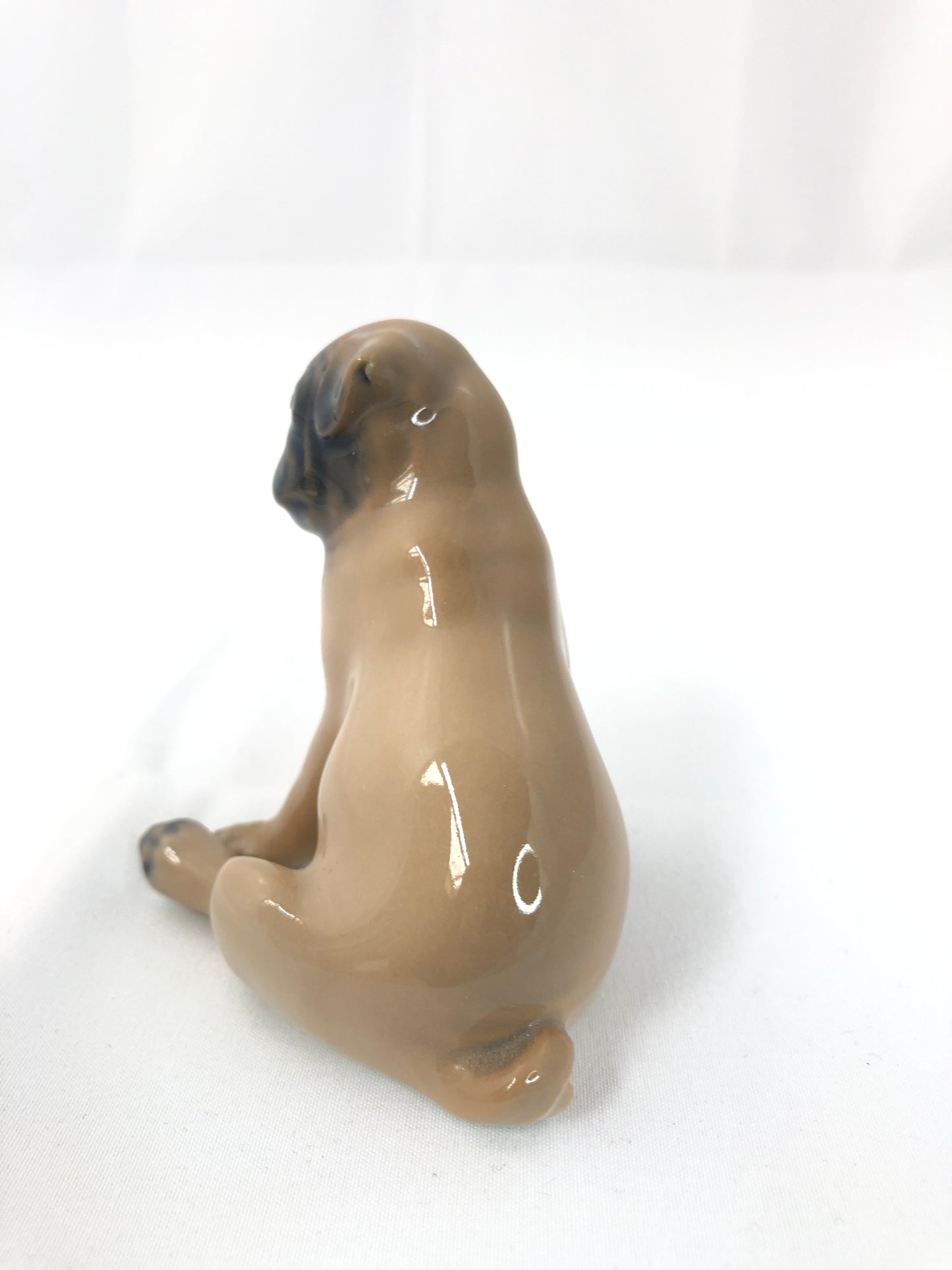 
                  
                    Royal Copenhagen Boxer Pup 3169 Porcelain Dog (20074)
                  
                