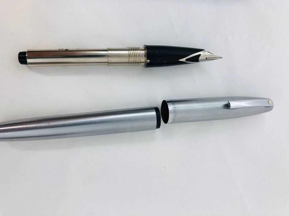 
                  
                    Vintage Sheaffer Fountain Pen & Continuous Feed Pencil (21303)
                  
                