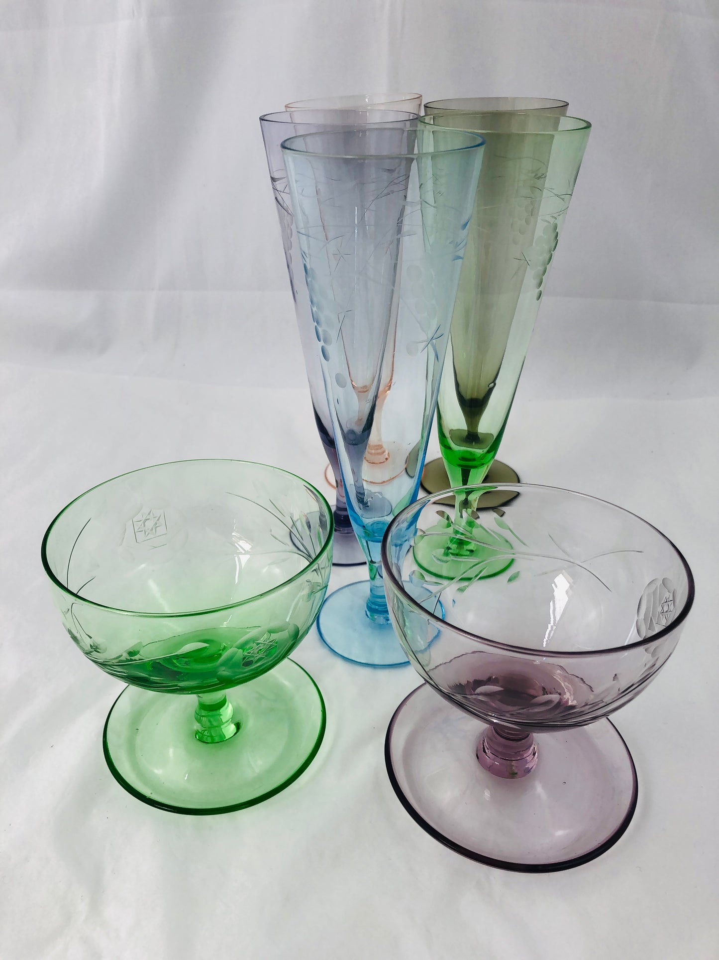 
                  
                    Retro Coloured Glasses x 7 (21570)
                  
                