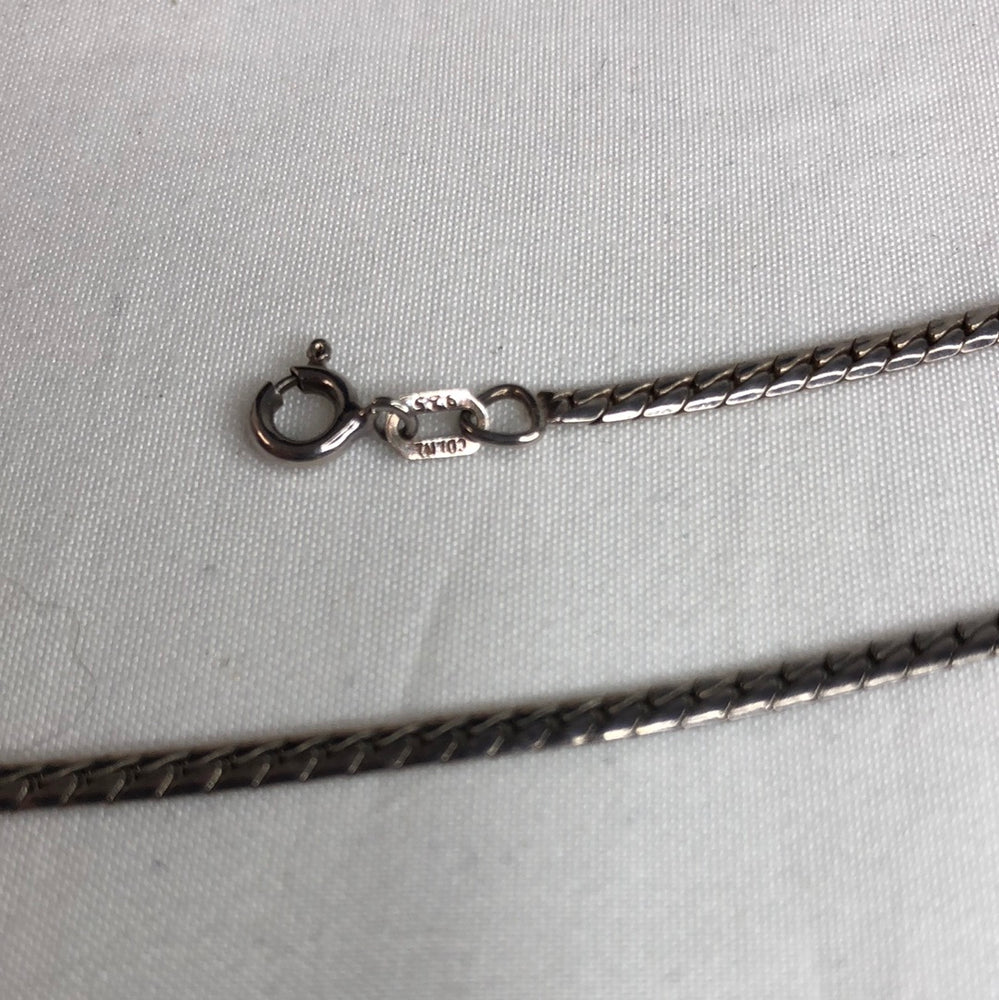 
                  
                    CDI NZ 925 Silver Necklace
                  
                