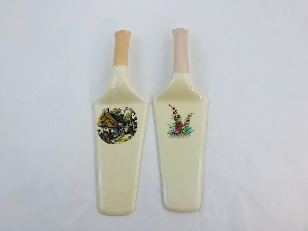 English Porcelain Cake Servers x 2 (21358)