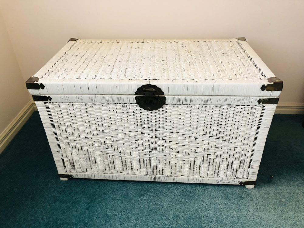 White Wicker/Cane Blanket Box / Trunk (21782)